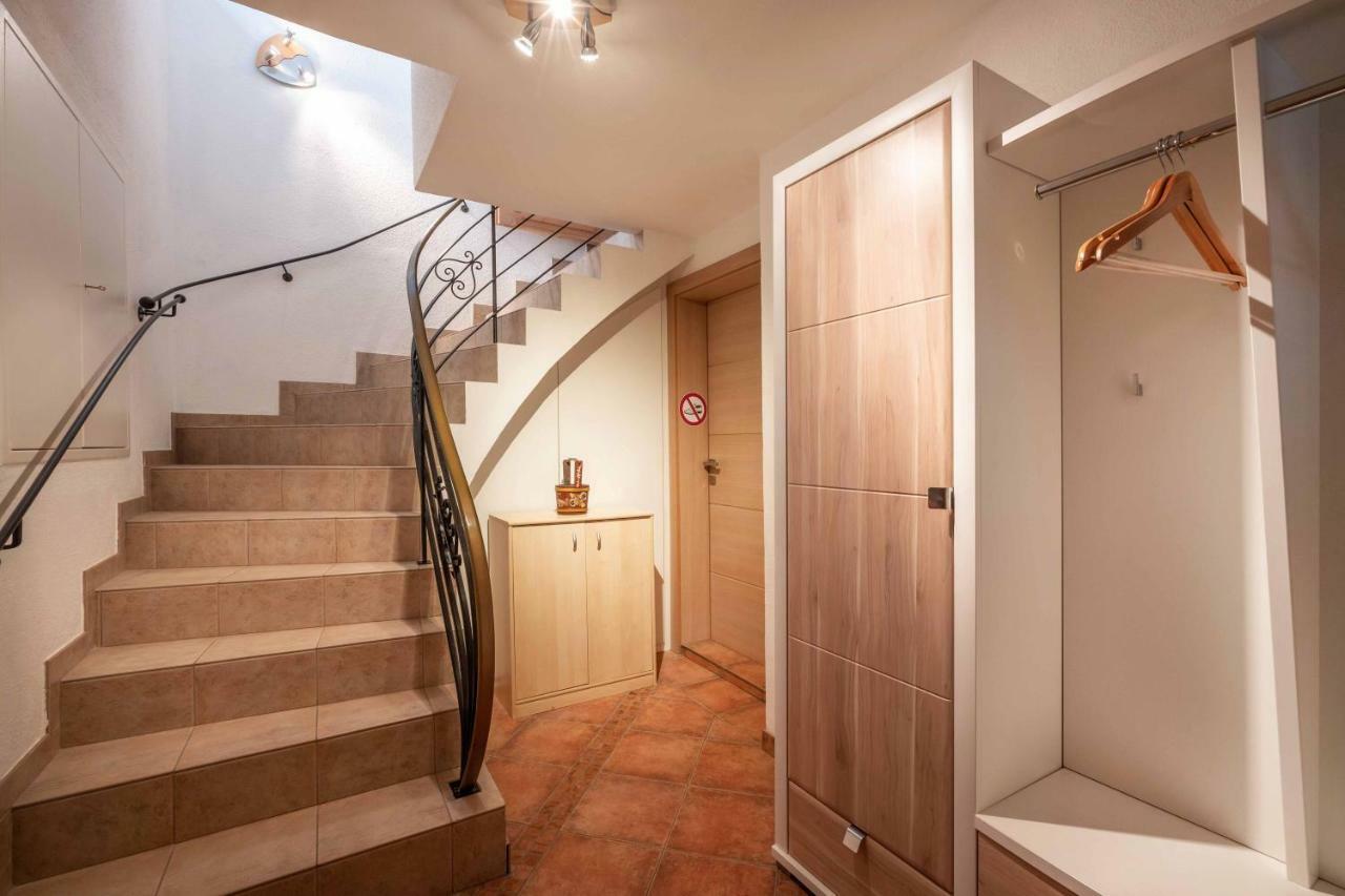Exclusive Appartement Chalet Санкт Йохан ин Тирол Екстериор снимка